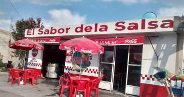 El Sabor De La Salsa outside