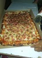 Pizzas Crunch's food