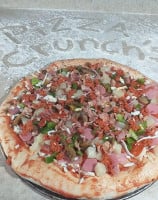 Pizzas Crunch's food