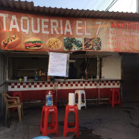 Taqueria El Siete outside