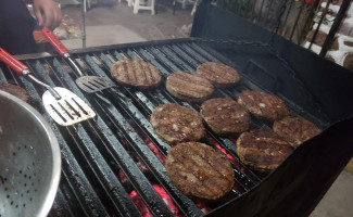 Hamburguesas Las Carbonas food