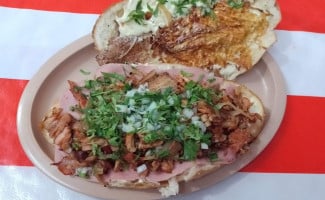 Taquería El Puebla food