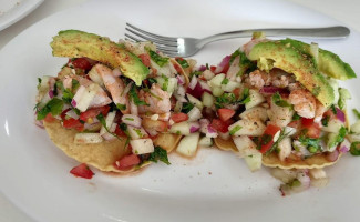 La Playita Marisquería Y Pescadería food