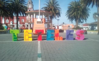 The Papi's Pizza Exterior