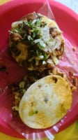 Taqueria Brayan food