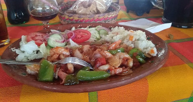 Marisquería La Palapa food