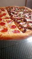 Cheche's Pizza food