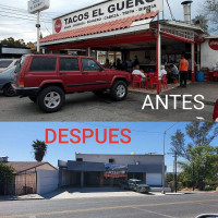 Tacos El Güero outside