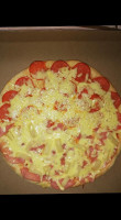 Pizzas La Italiana food