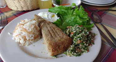 La Cocina de Mamá food