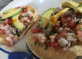 Totaviche Pescados Y Ceviches food