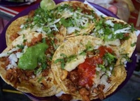 Tacos El Rudo food