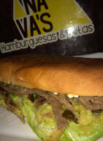 Nava's Hamburguesas Y Alitas food