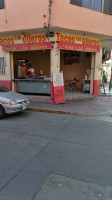 Taqueria Los Güeros outside