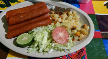 Gorditas El Apenitas food