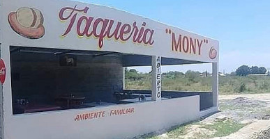 Taqueria Mony outside