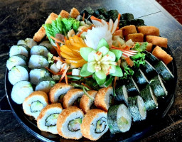 Sushi Shuy food