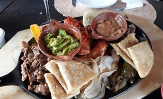 Rincón Mexicano food