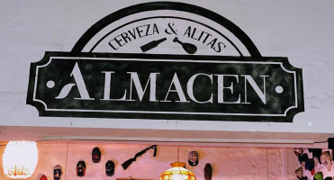 El Almacén Cervezas Y Alitas outside