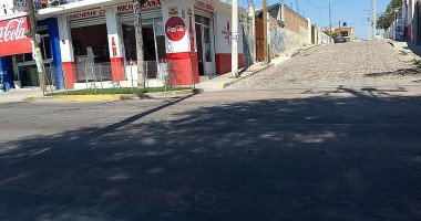 Tortas La Michoacana outside