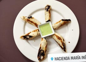 Hacienda Mária Inés food