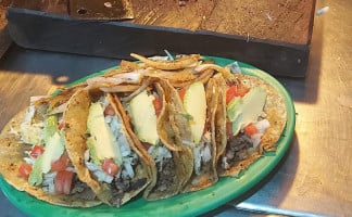 El Taco Casero food