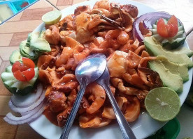 Mariscos El Estrella food