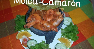 Mariscos La Charra food