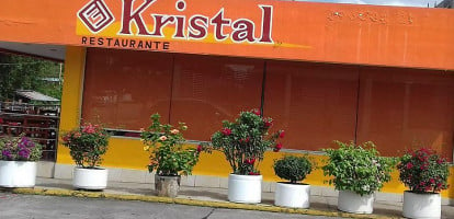 Kristal outside