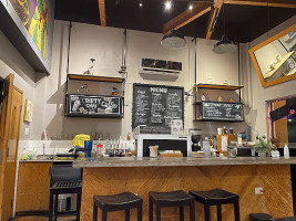 La Gaveta Café inside