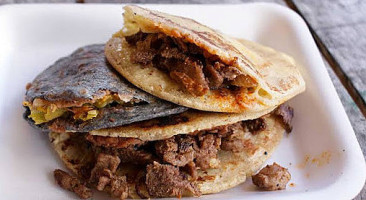 Gorditas El Poky En Guadalupe food