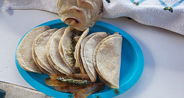 Tacos El Rey León En San Pedro Tlaquepaque food