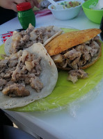 Tacos Y Gorditas “el Mal Del Puerco” En Tierra Blanca food