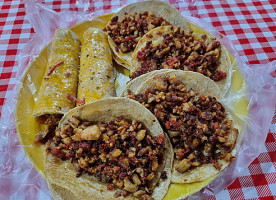 Tacos Luigi 's food