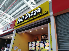 Full Pizza Santiago Mall outside