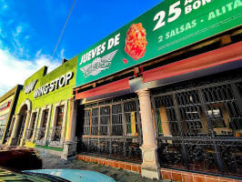 Wingstop El Retablo outside