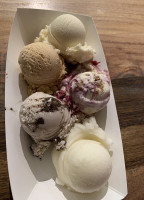 El Pariente Asadero food