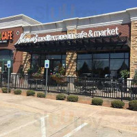 Noa Coffee Brunch outside