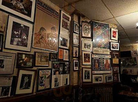 El Rancho De Juancho inside