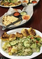 Mariscos El Toro Güero San Bernabé food