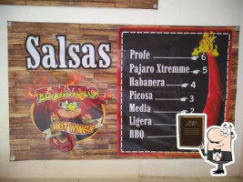 El Pajaros Hot Wings menu