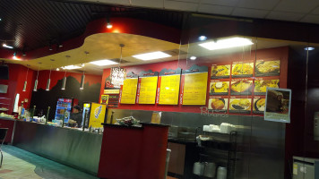 Freddy’s Pizza inside