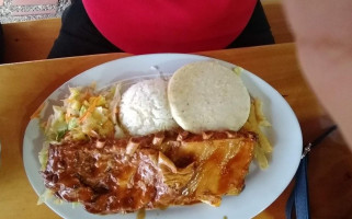 Estadero El Tambo food