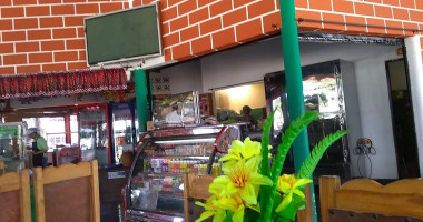 Asadero Y Ecce Homo outside