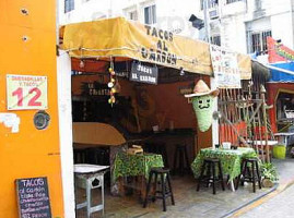 Spaghetteria La Piccola Italia Exterior