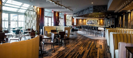 My Sushi Fusion Dentro