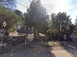 Angelo's Pizza outside