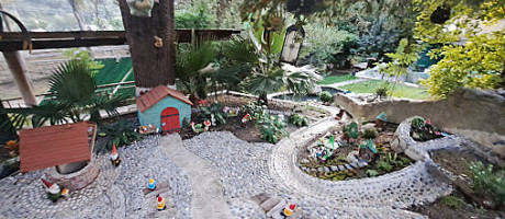 Angelo's Pizza Exterior