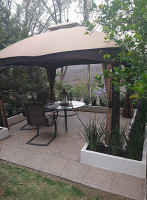 Angelo's Pizza outside