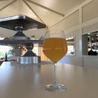 Yoru Handroll And Sushi Bebida